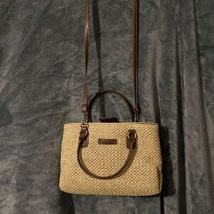 Straw bag crossover hand bag, tan colored with dark colors